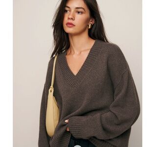 Reformation Jadey Cashmere Oversized V-neck Sweater Size XS